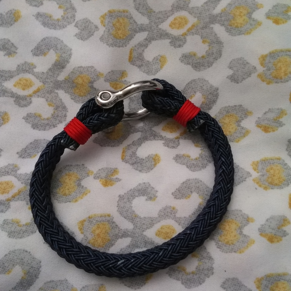 Rope style with chain bakcle .